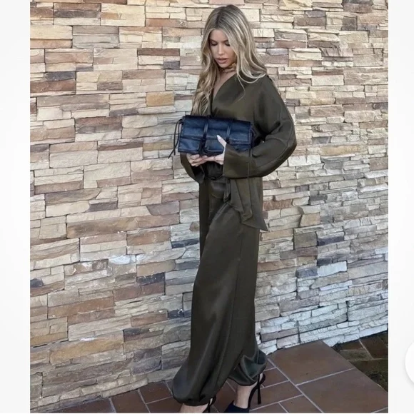 Zara NWT satin effect bloomer jumpsuit ZW Collection 9018/680 - Picture 8 of 13